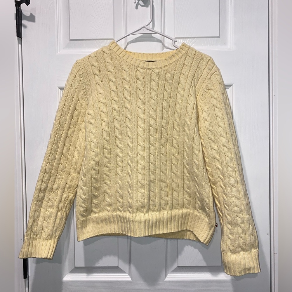 Tommy Hilfiger sweater